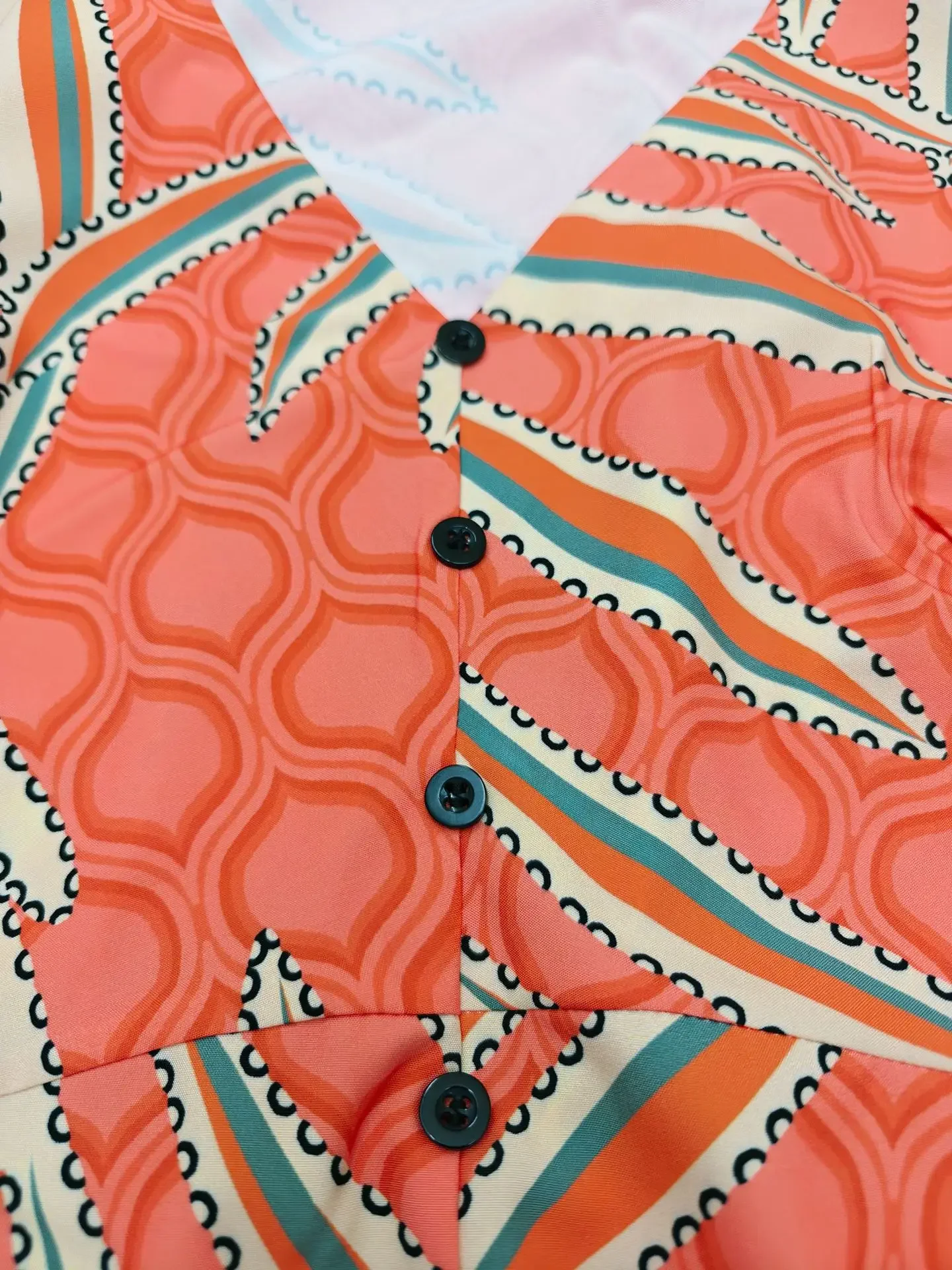 فستان نسائي فساتين طويلة A Line Vestidos ملابس الشارع الشهير رقبة على شكل V وأكمام قصيرة مطبوعة أنيقة لصق Y2k عمل بقصة ضيقة وخصر عالي 2025