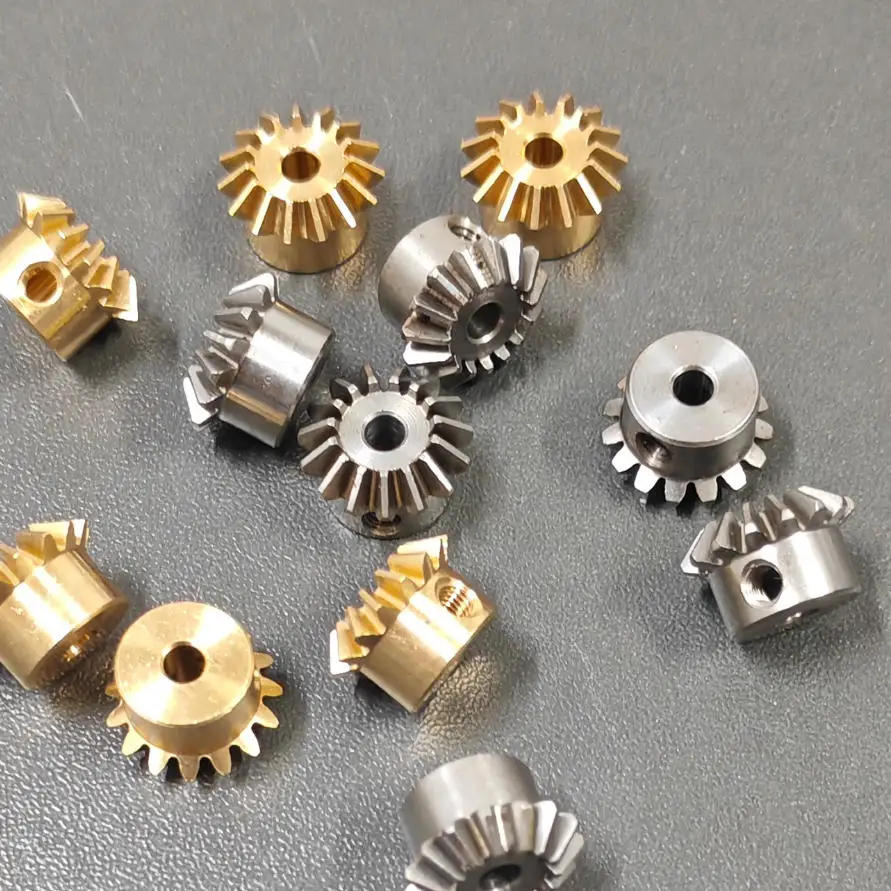 2PCS 1:1 Bevel Gear 0.8M 15T Bore 3 4 5 6 6.35mm M3 Jackscrew Brass Bevel Gear Transmission Mechanical Drive Gear