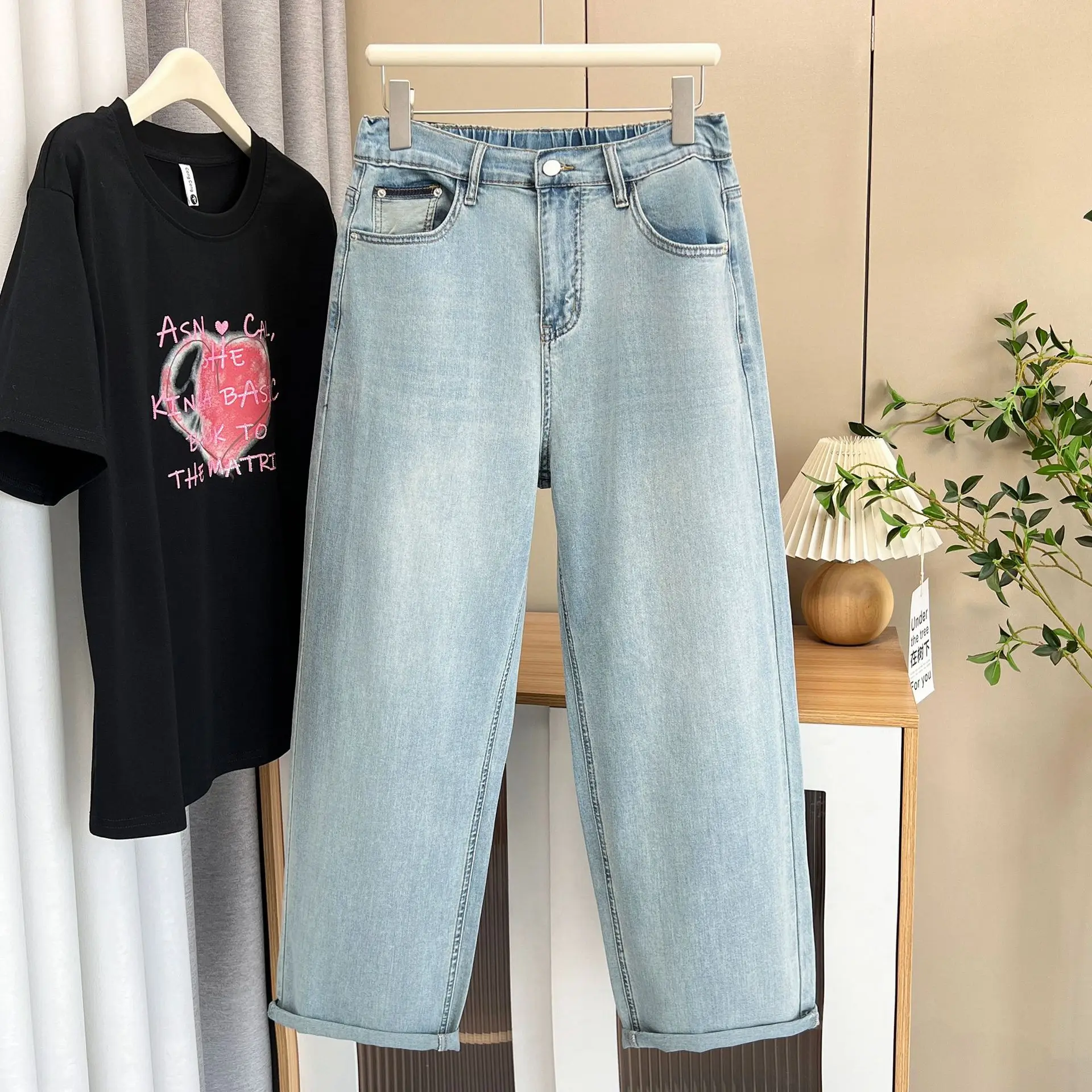 100KG 2025 Jeans dritti taglie forti Abbigliamento da donna Pantaloni larghi in denim sottile stile fidanzato premium 5328