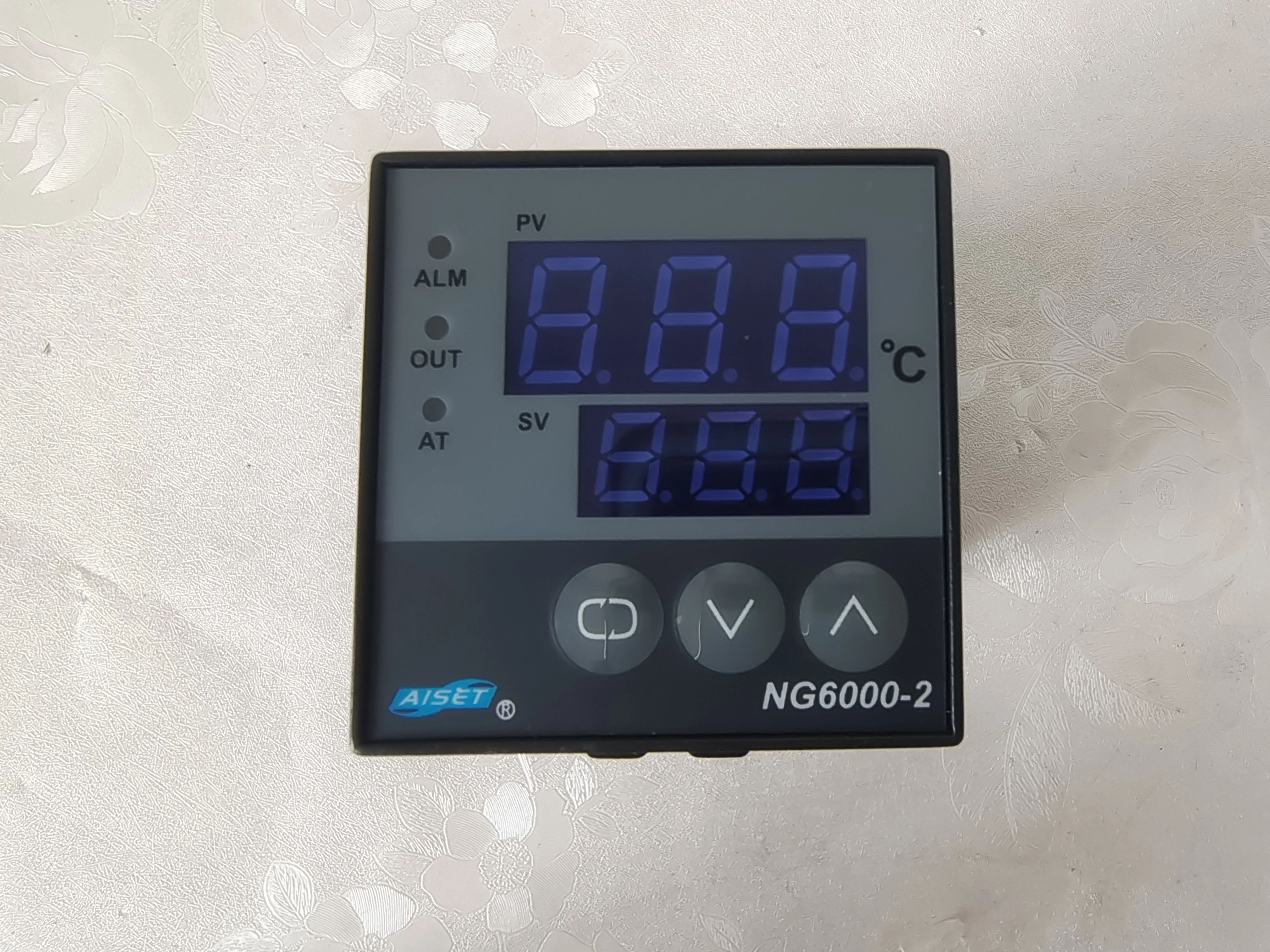 2 PZ AISET NG6000-2 NG6401V-3(N) Regolatore di temperatura di tipo K