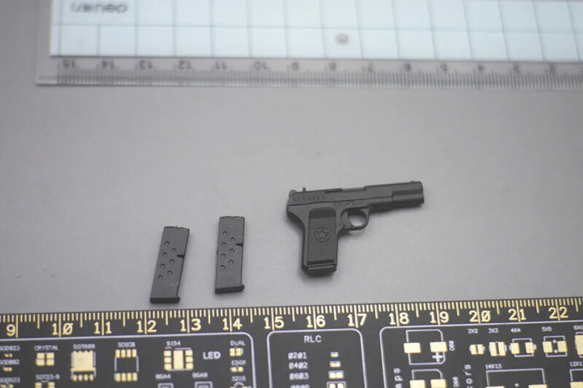 Onetoys OT014 1/6 Scale Immovable Pistol Model for 12