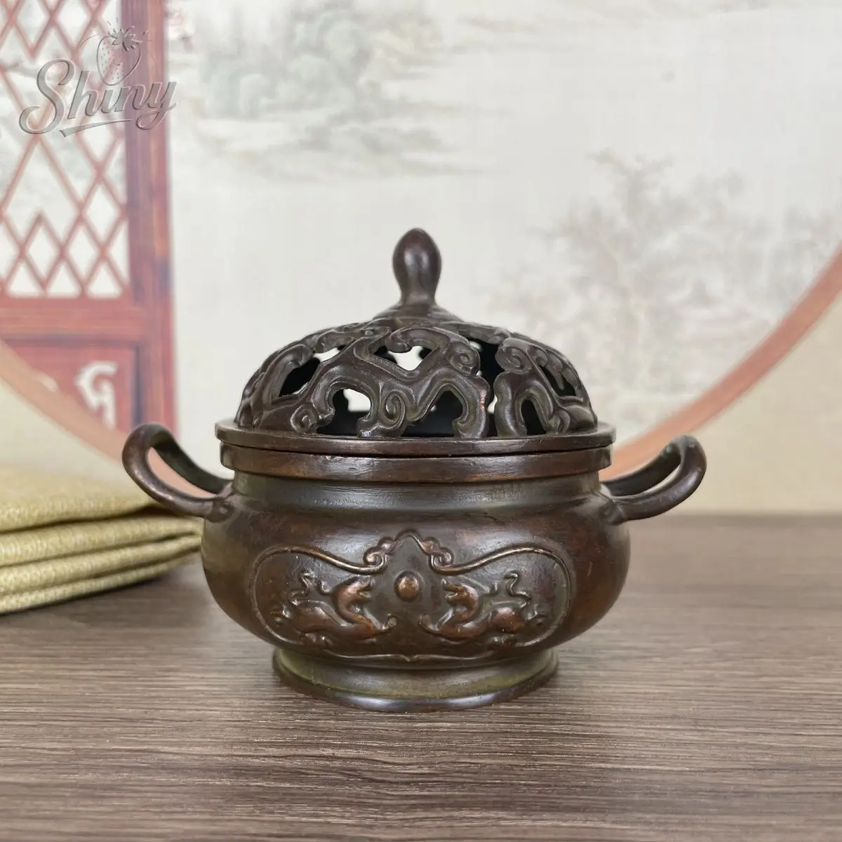 

Antique Pixiu Double-Eared Copper Incense Burner Home Fengshui Indoor Decoration Ornament Collectible Xuan Character Base Double