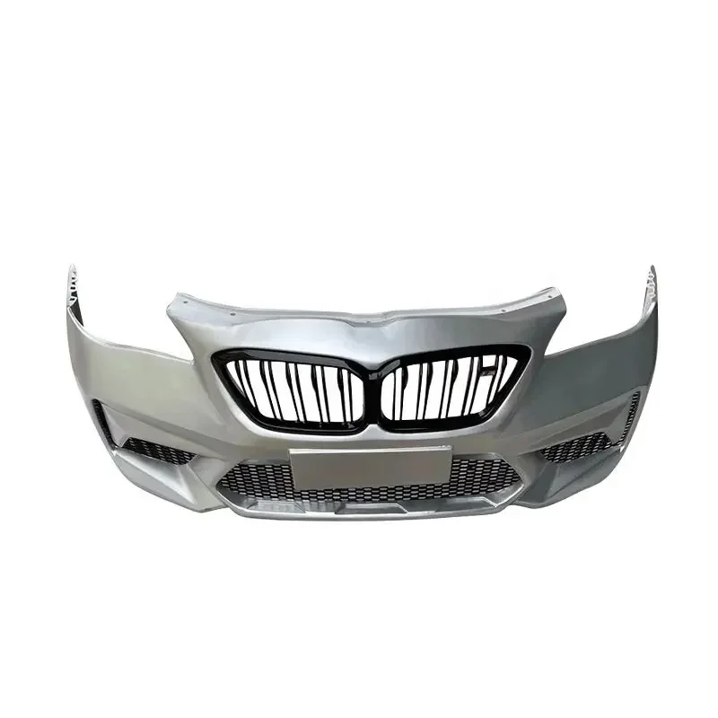 Hot Selling Car Body Kit Front Bumper Grille for 5 Series E60 Modified M2C Style Car Bumpers