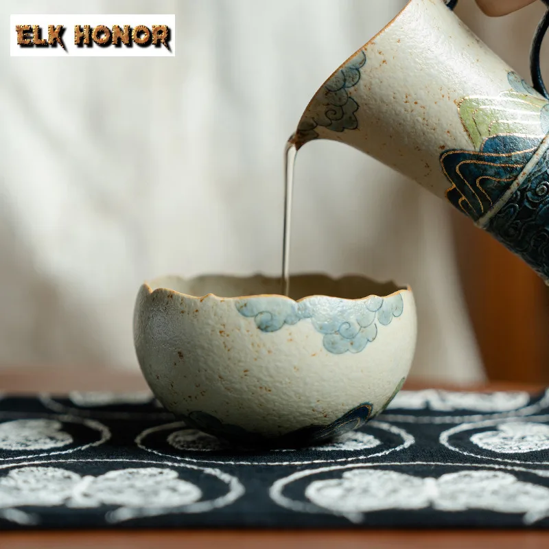 195ml Hand-painted Tracing Gold Green Mountains Teacup Aesthetic Tea Bowl Mug Tea-tasting Smelling Cup Chazhan Master Cups Cha