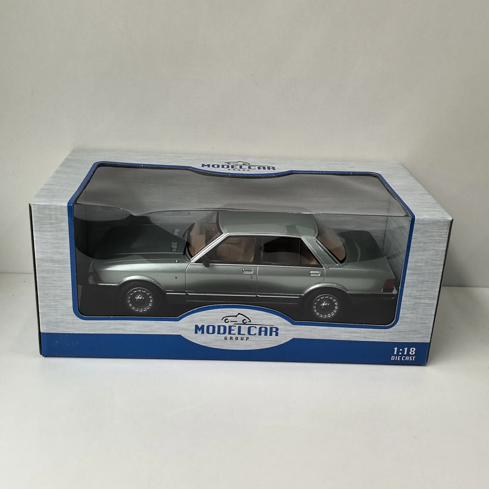 

Diecast MCG 1/18 Scale FORD GRANADA MK II D8 Alloy Car Model