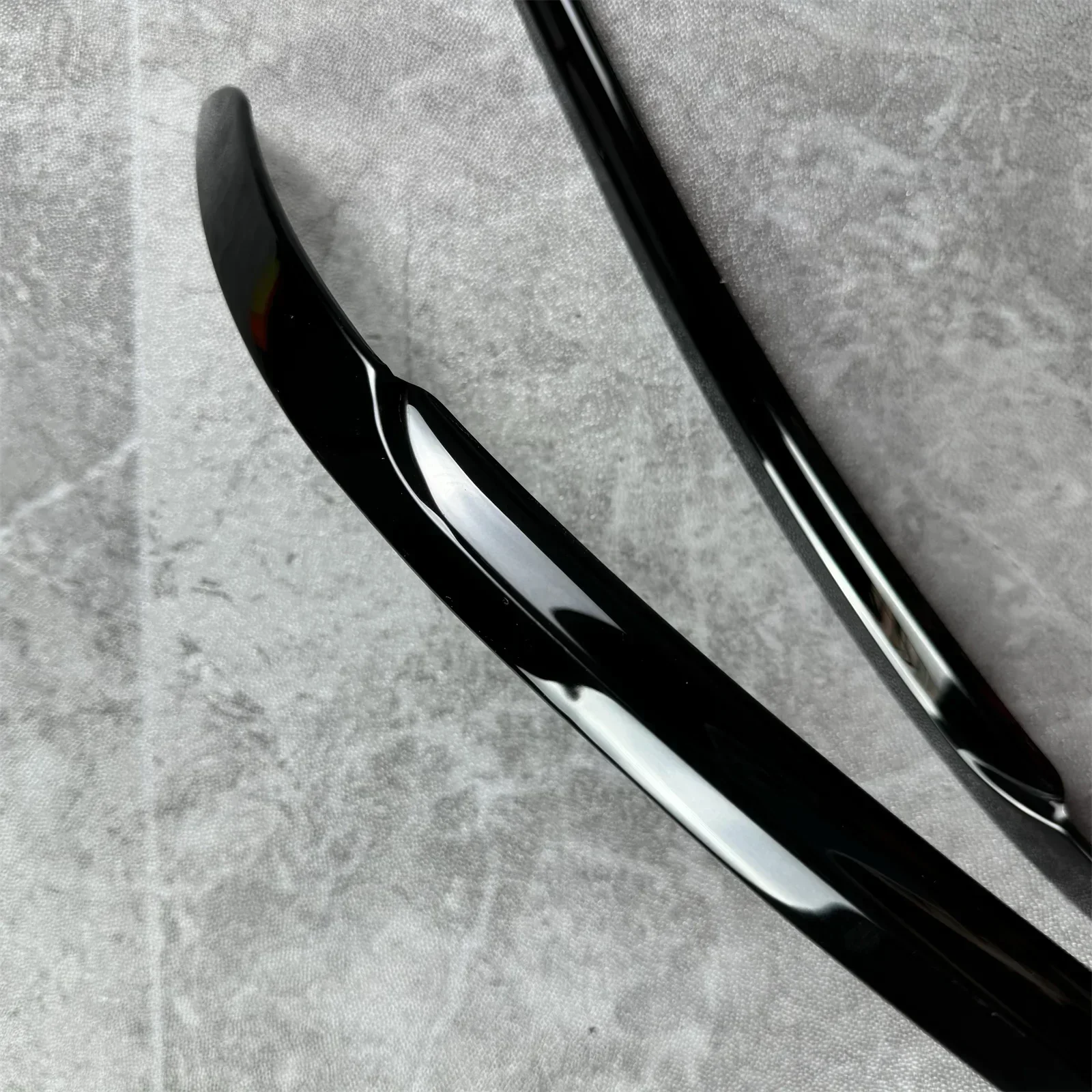 For Volkswagen Tiguan MK2 2017-2021 Car Front Bumper Mesh Center Grille Grill Moulding Strips Stickers Body Kits Accessories