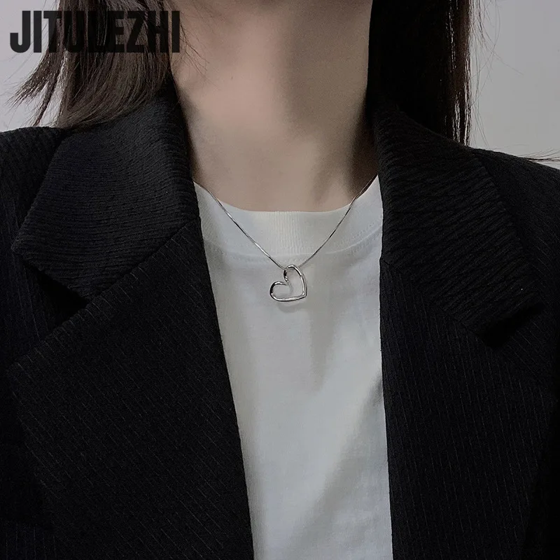 925 Sterling Silver Necklace Pendant For Women Jewelry Hollow Heart Necklace 2022 New Hip Hop Fashion Luxury Design Feel Heart