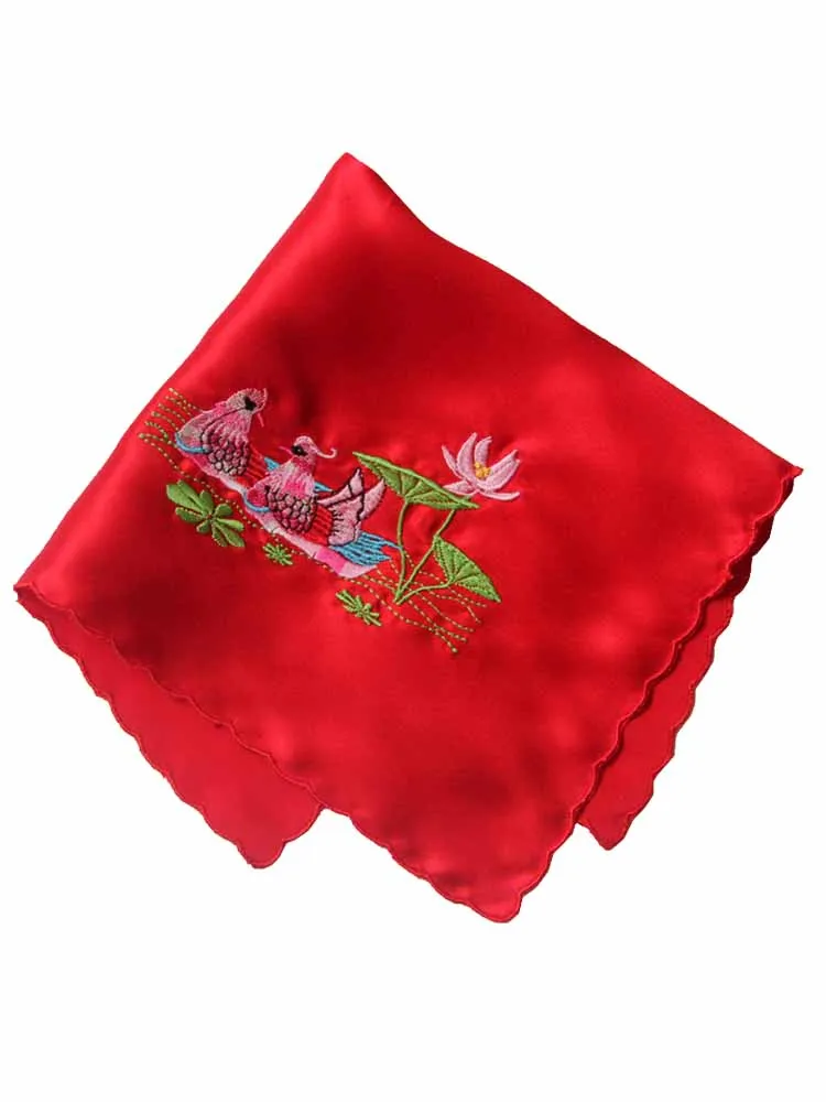Traditional Chinese Style Hand Embroidered 100 Percent Silk Handkerchief 30x30cm Unisex Floral Bird Pattern Scalloped Edge Hanky