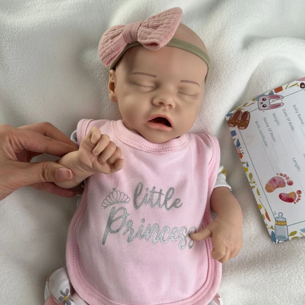 Handmade Platinum ซิลิโคนเด็กทารก Reborn 18 นิ้วเหมือนจริง Expressions และวัสดุกันน้ําตุ๊กตาสําหรับความเครียดบรรเทาของเล่นเด็ก