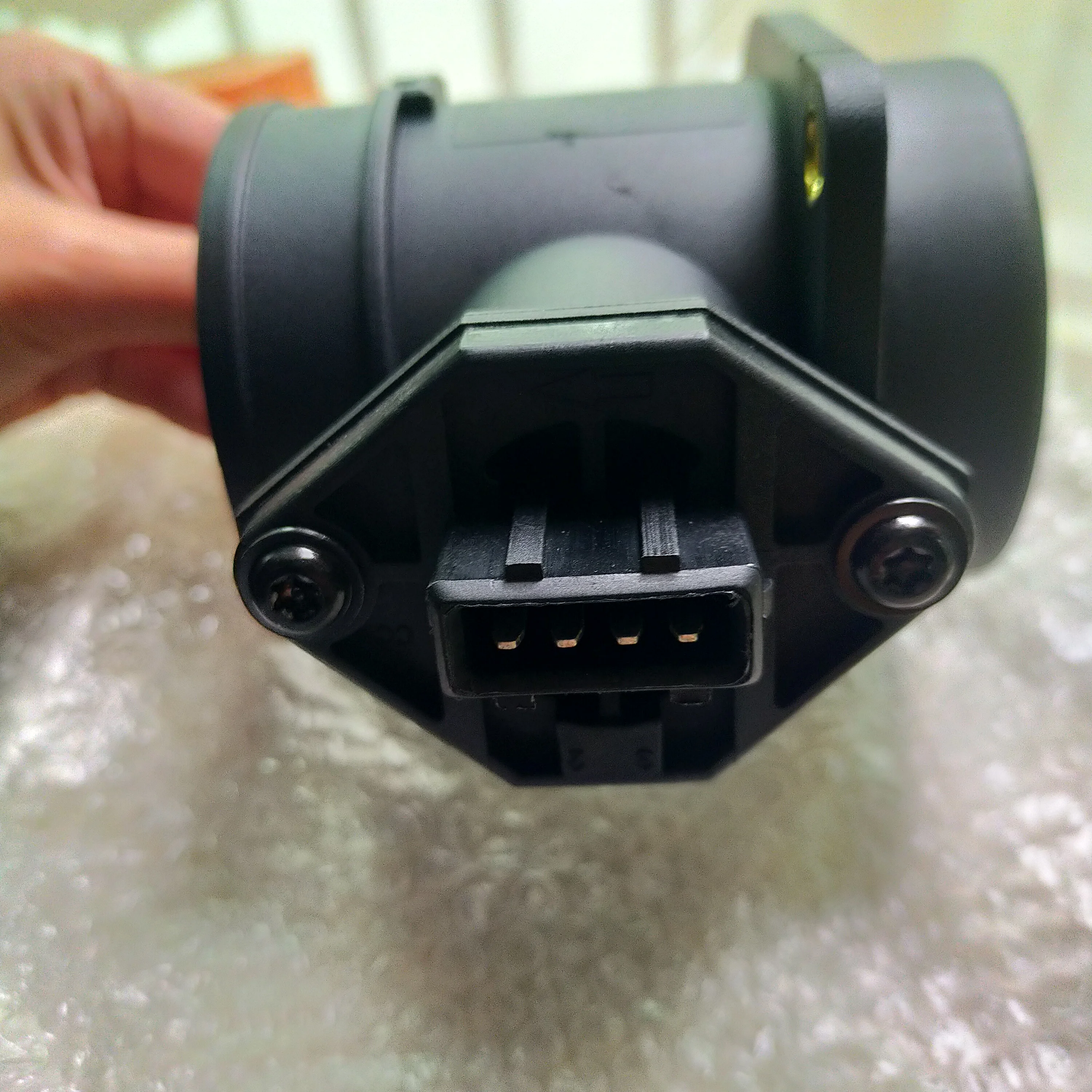 Picture 5: 0281002156 53030758 Mass Air Flow Meter Sensor For CHRYSLERR JEEP 0281002156 53030758