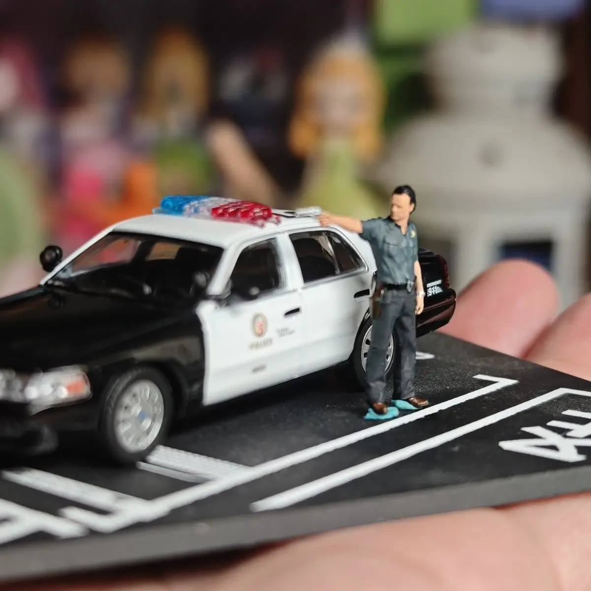 1/64 دمية الراتنج داريل مشهد مصغر تمثال تمثال نموذج سيارة ديوراما ريك