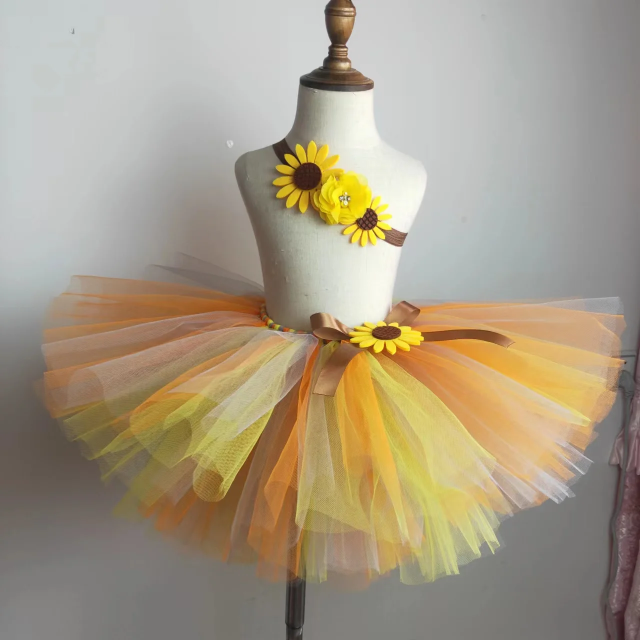 Orange Girls Tutu Skirt for Kids Toddler Fluffy Tutus for Photo Shoot Baby Girl Tulle Skirts Birthday Party Halloween Costumes