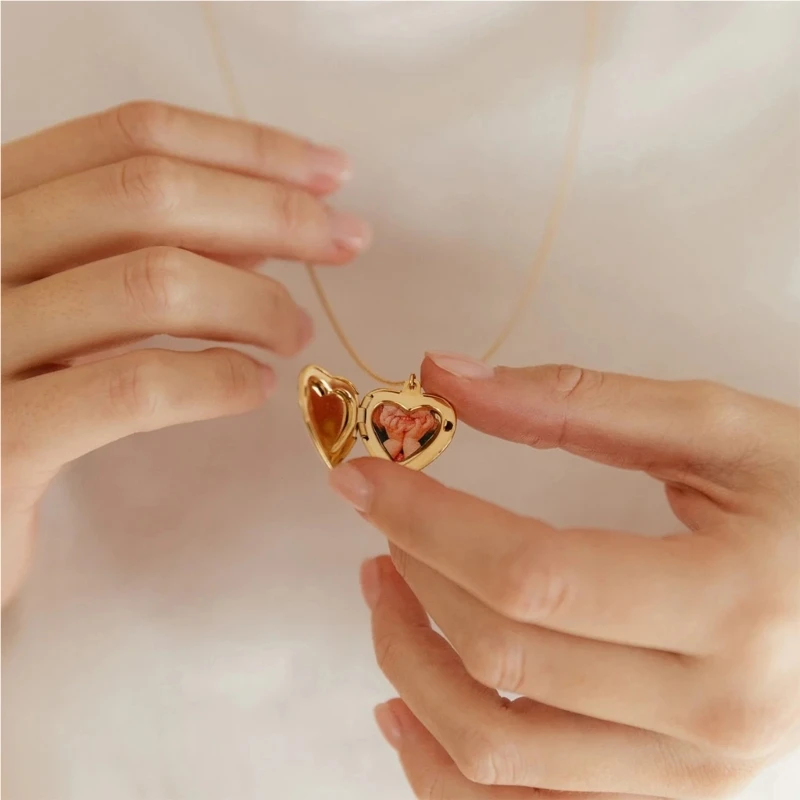 Cos'è una collana modabile e perché è perfetta per il tuo stile?