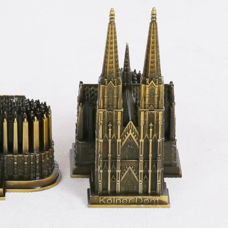 Cologne Cathedral Model Metal Antique Bronze Germany Kölner Dom Building Figurine World Famous Landmark Architecture Decoration