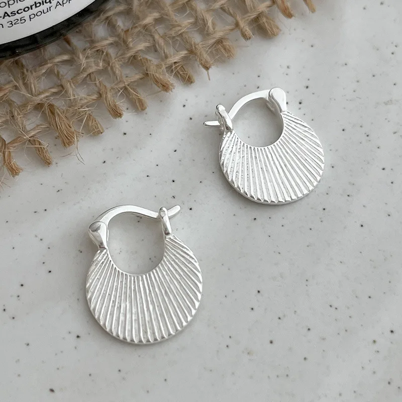 925 فضة الهندسة جولة هوب أقراط امرأة الأقراط الفاخرة عالية الجودة المشاركة الزفاف خمر الكروم مجوهرات #2