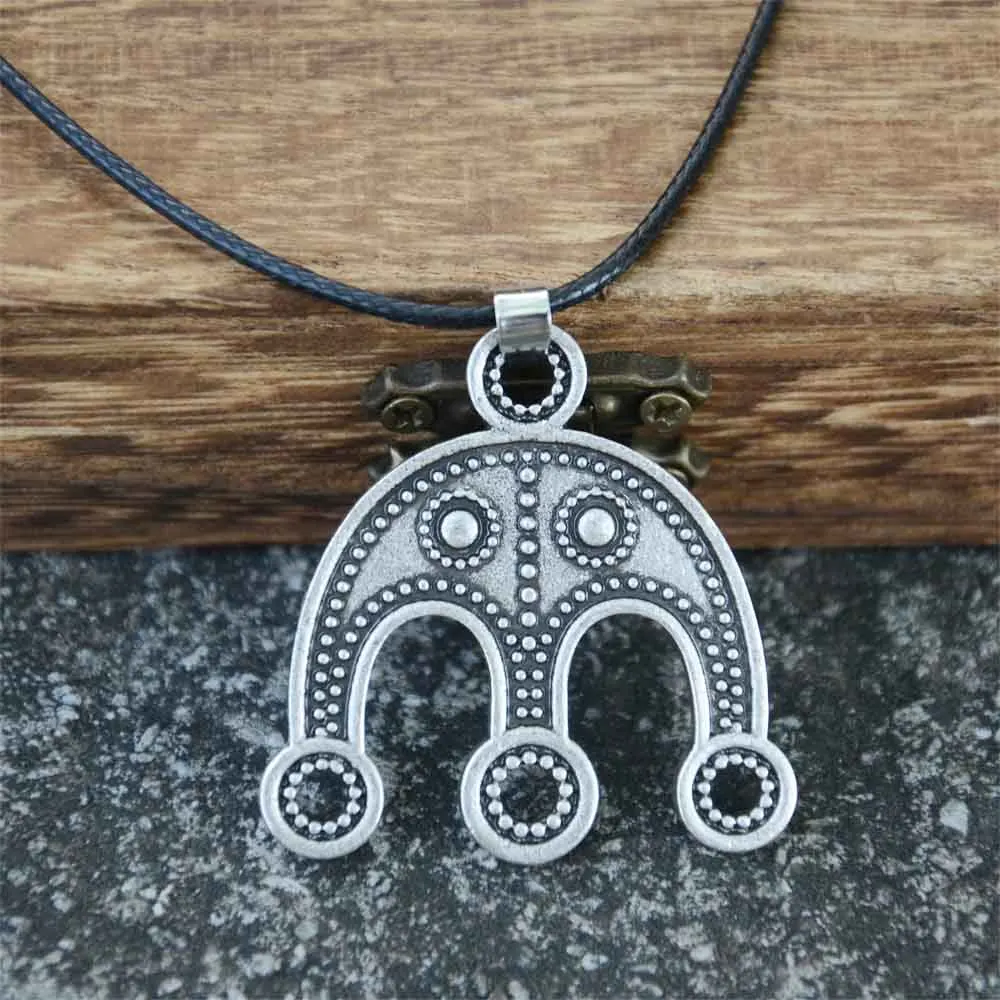 Nostalgia Ancient Slavic Lunula Moravia Lunitsa Womens Pendants Necklaces Viking Talisman Amulet Jewlrey