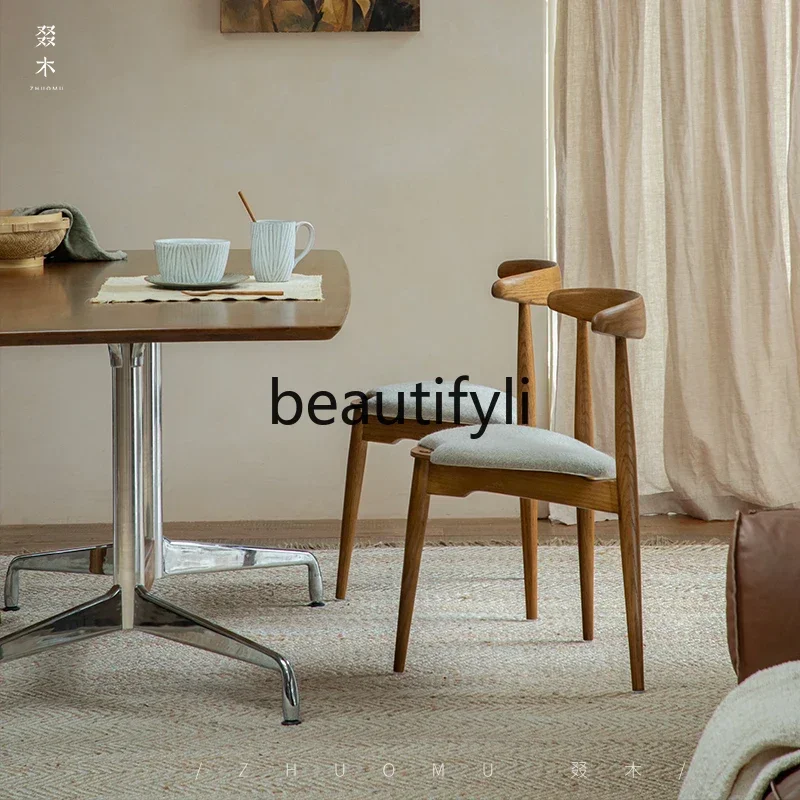 A32 Creative Soft Cushion Solid Wood Chair for Study Room Designer Dining Chair Stackable French Vintage Style