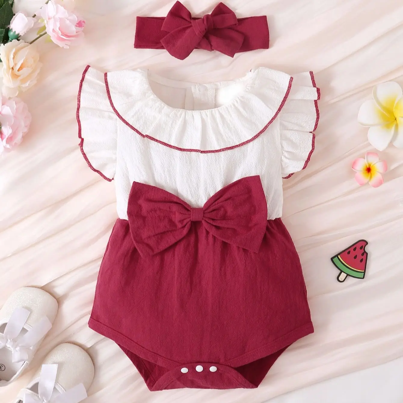 Newborn baby girl white spell red sleeveless flanged conjoined triangle harnesses