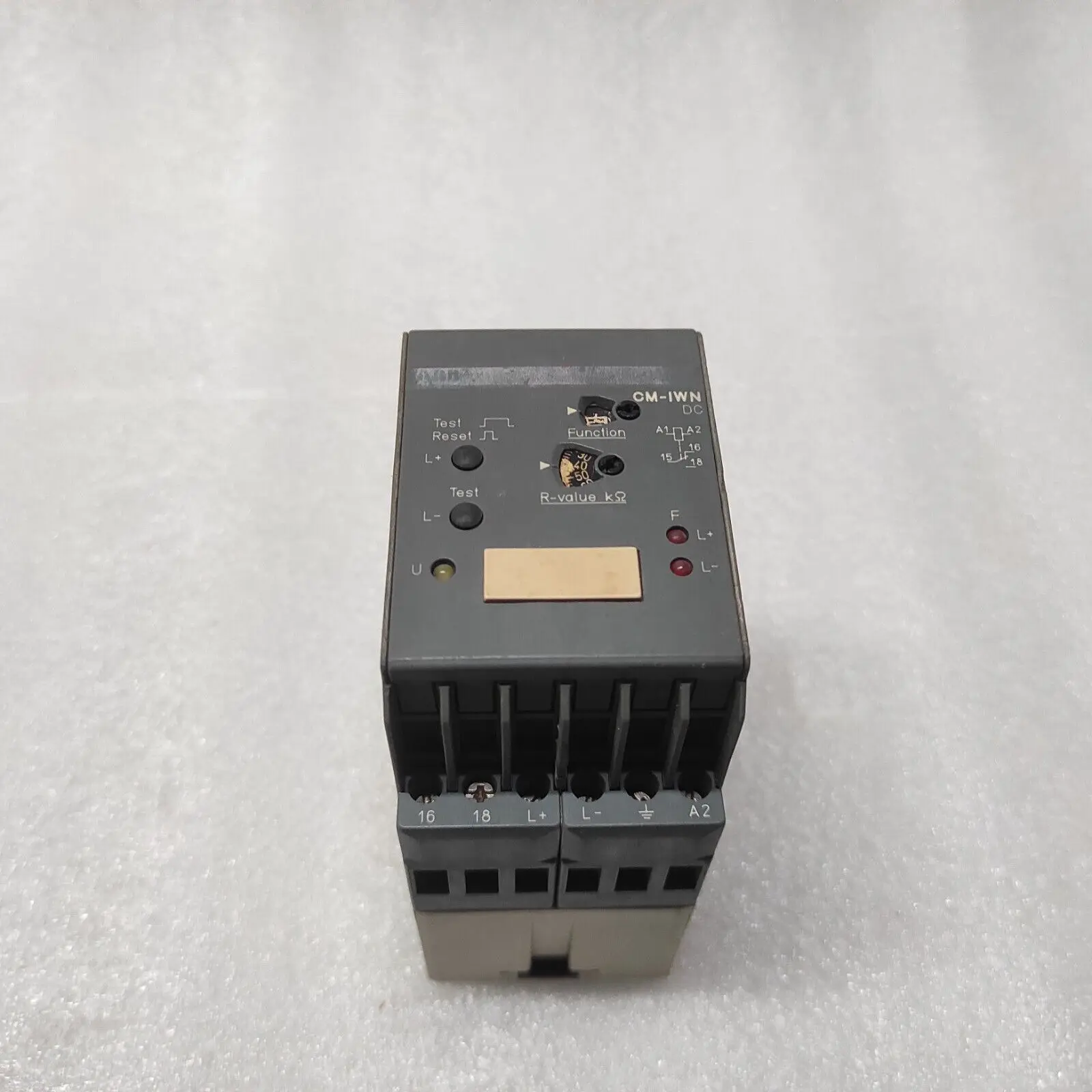 CM-IWN-DC Insulation Monitoring Relay 1SVR450065R0000 24-240VAC / DC- 1SVR450065R0000 24-240VAC