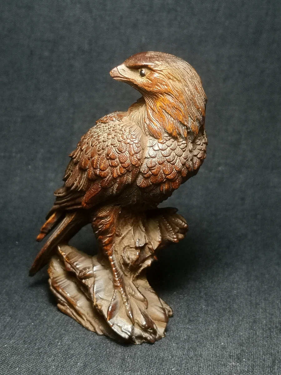 CULTUER ART Japanese boxwood hand carved vivid eagle Figure statue netsuke collectable gift