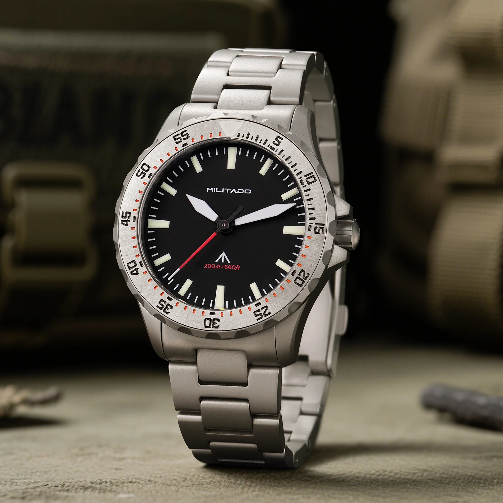 Militado جديد ML16 39 مللي متر ساعة غوص الياقوت الكريستال 200 متر مقاومة للماء السويسري مضيئة السيراميك الحافة كوارتز ساعة اليد للرجال