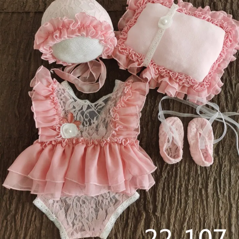 Newborns at 100 Days Old Old Baby Newborn Photography Props Baby Hat Baby Girl Lace Romper Bodysuits Outfit Photography Clothing