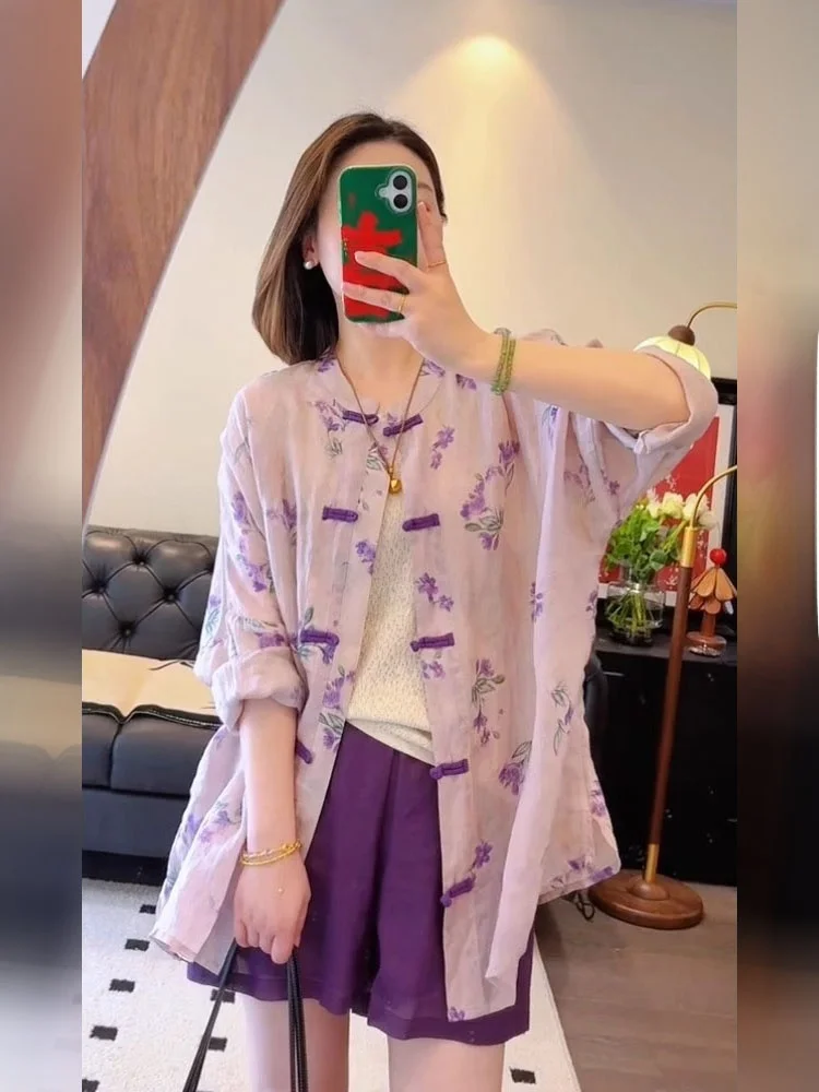 

Летний комплект из двух предметов: топ и брюки в китайском стиле с фиолетовым принтом, на пуговицах, из хлопка и льна, свободного кроя, маленький размер