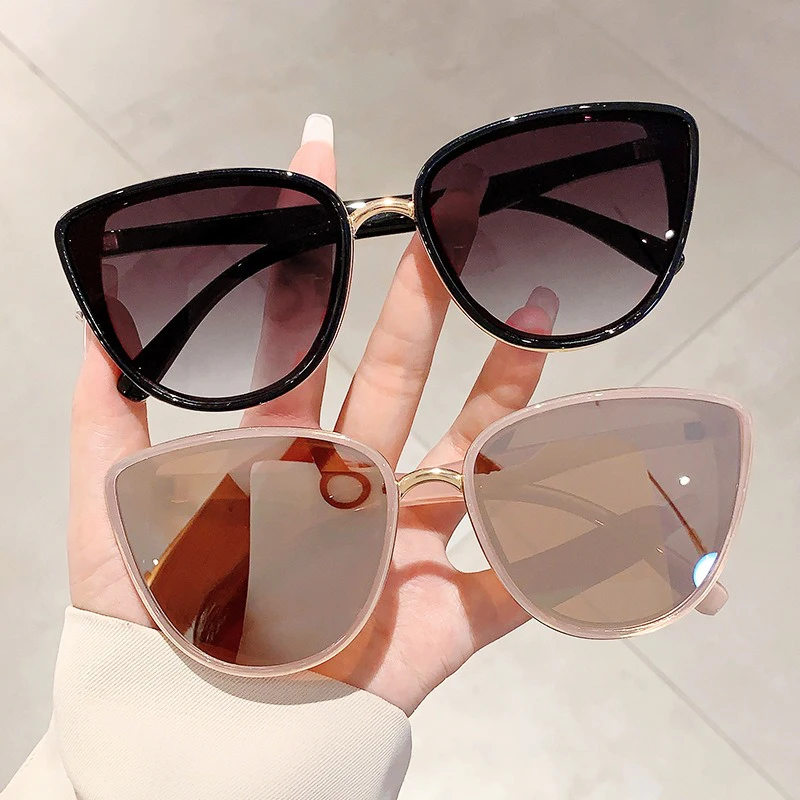 Luxury Brand Designer Vintage Sexy Ladies Cat Eye Sunglasses Women For Men Sun Glasses Trendy Punk Popular Mirror Pink Shades