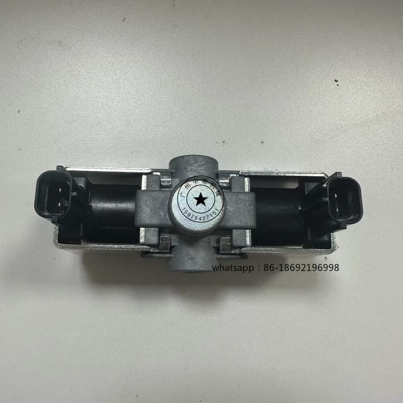 

Насос Грузовик 6WG1 CYH Регулятор подушки безопасности кабины/реле 1534583782 Япония