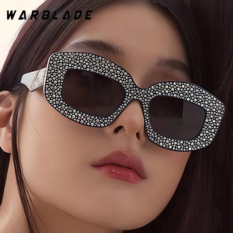 

Luxury Small Rhinestone Decorate Women's Sunglasses Fashion Cat Eye Men Sunglass Street Snap Summer Travel Eyewear Female UV400