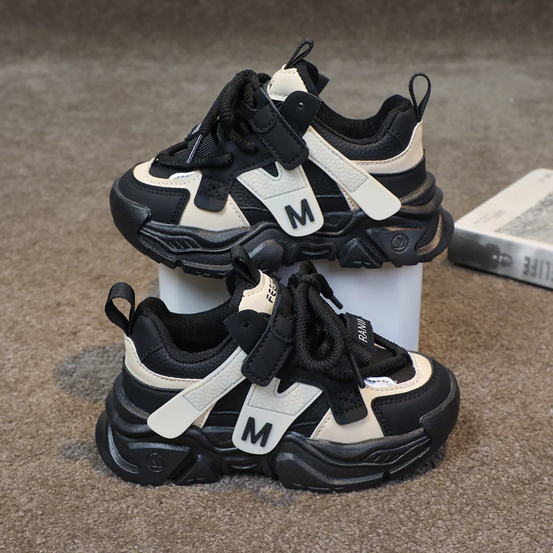 Children Cool Chunky Shoes New Design Sports Shoes Sneakers for Girls and Boys
