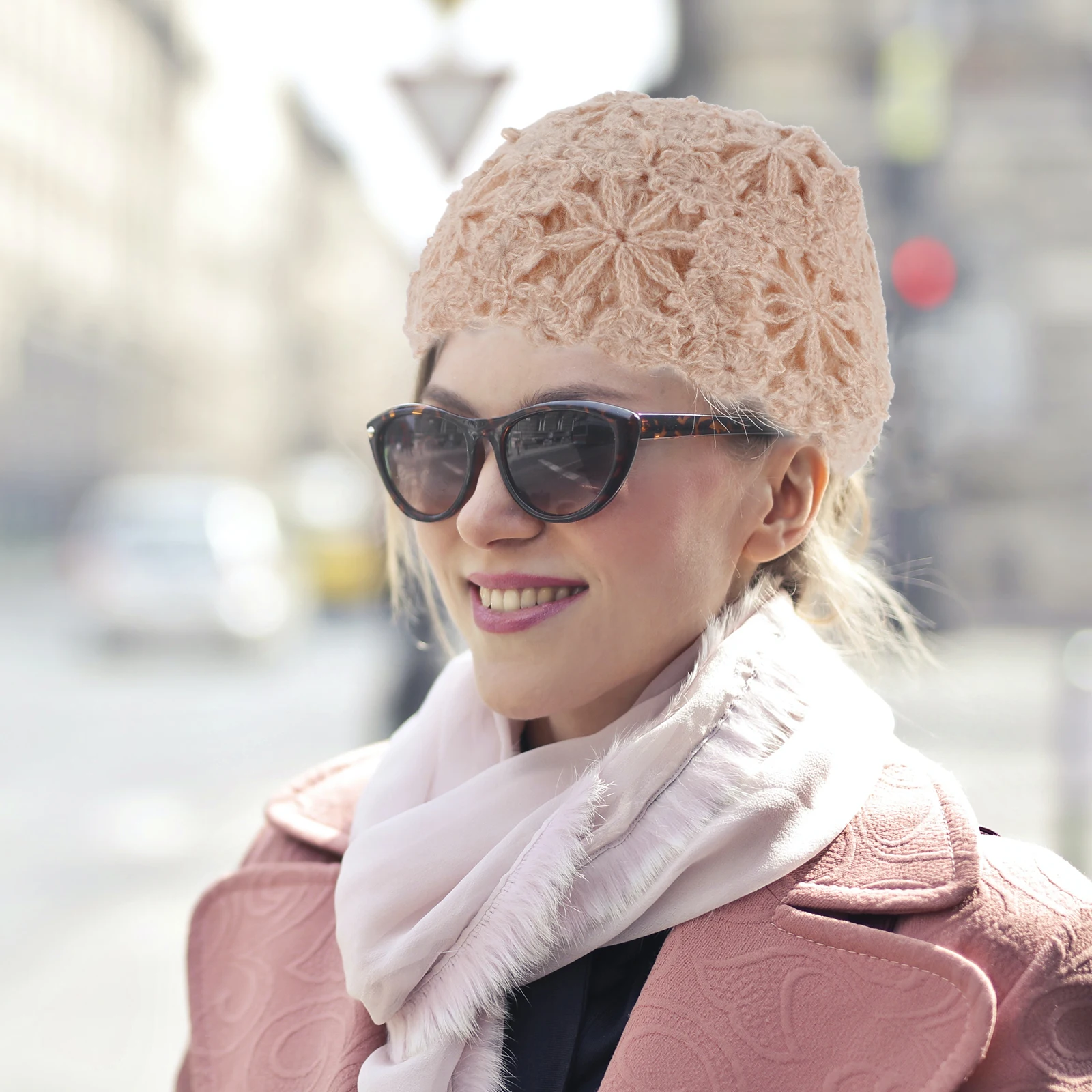

Knitted Hat Winter Women Flower Hollow Beret Warm Female Outdoor Skiing Snowboarding Gift Christmas New Year Ladies Cozy Ear