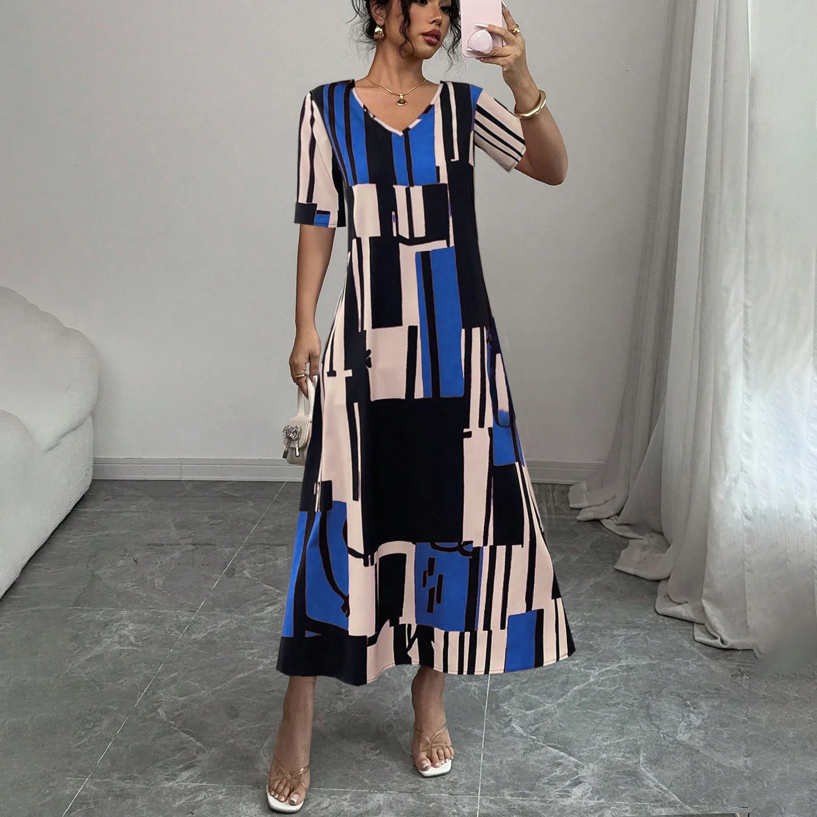 2025 Grensoverschrijdende Amazon zomer T-shirtjurk met geometrisch patroon en V-hals Cw15385