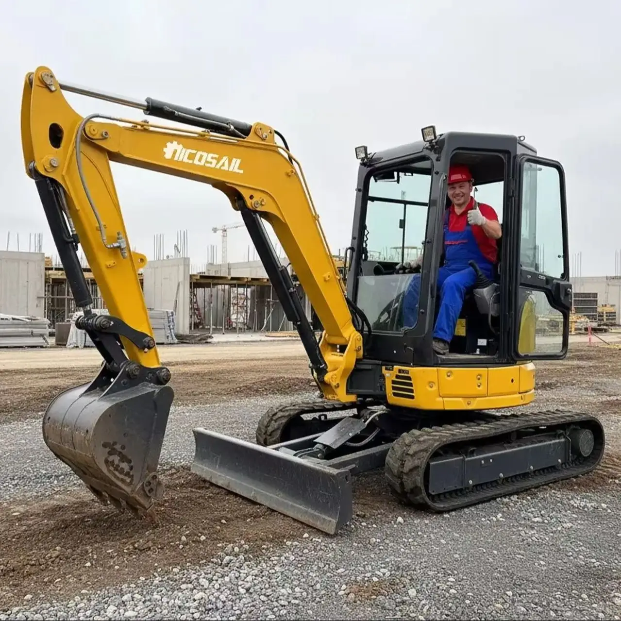 

Free delivery EPA excavator 3.5-ton 4-ton Kubota engine tracked excavator farm mini bagging mini excavator with thumb bucket