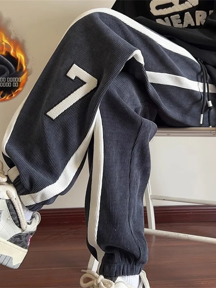 

Men's Winter Thiened Fce Casual Sports Pants Color Blo Splicing Loose Fit Long Trousers Elastic Waist Youthful Sle