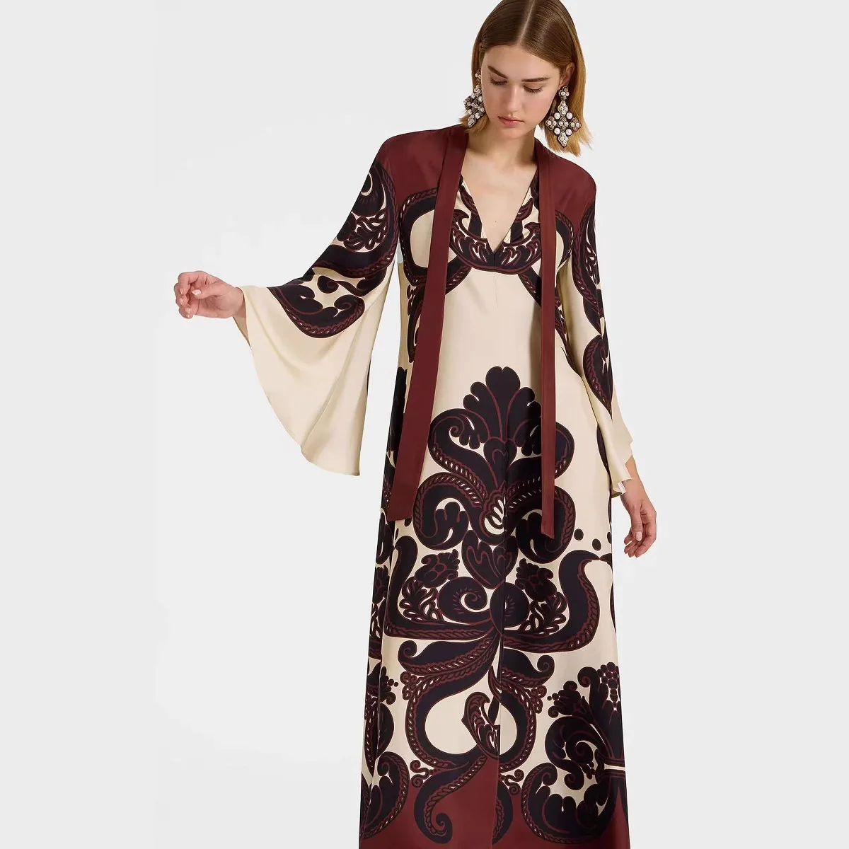 

New Spring Flare Sleeve Boho Maxi Dresses Ethnic Vintage Pattern Print Muslim Women Dresses Sexy V Neck Lace-up Loose Long Dress