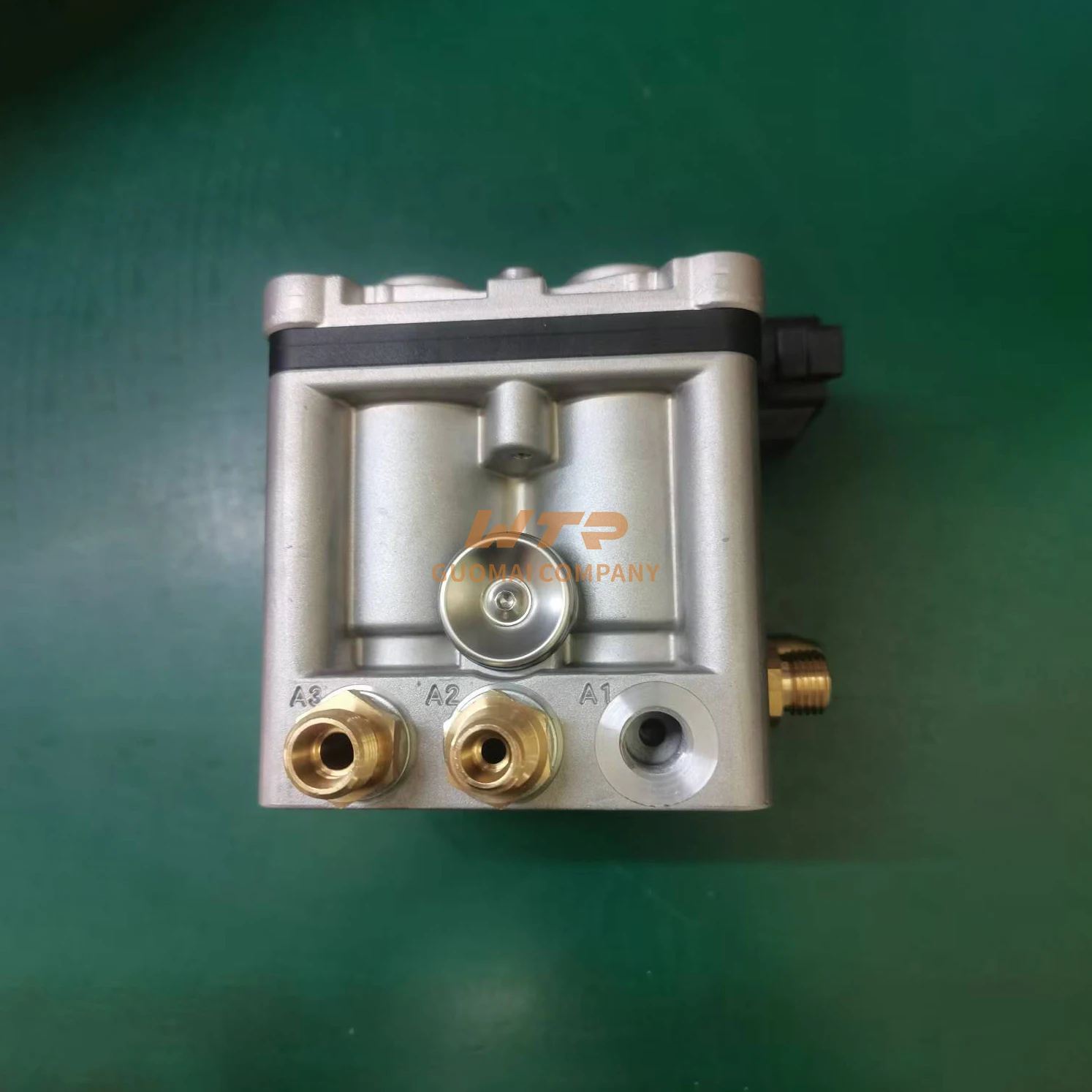 

2021087 WTR High Quality European Truck Parts OEM EGR VALVE BLOCK (Metal) For Heavy Duty Truck Brake Systems 2005-2013