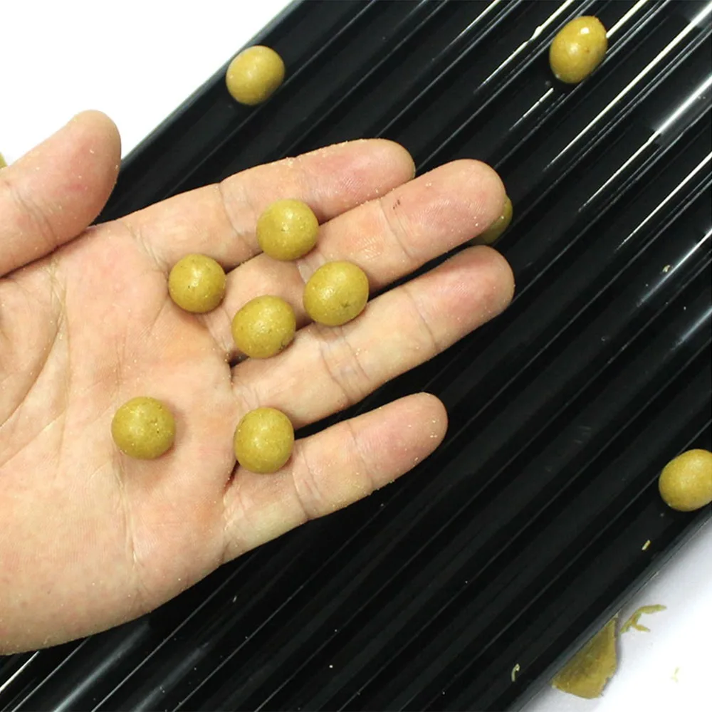 

Portable ABS Plastic Fishing Bait Roll Board Lightweight 12mm 14mm 16mm Bait Roll Plate Black Round Bait Roller Carp Fishing