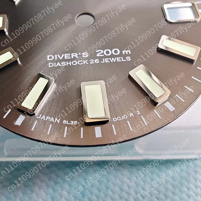 28.5MM High Quality 62MAS Sun Gray Modified Dial for NH35 Movement Japan C3 Green Luminous Real Nail Plate