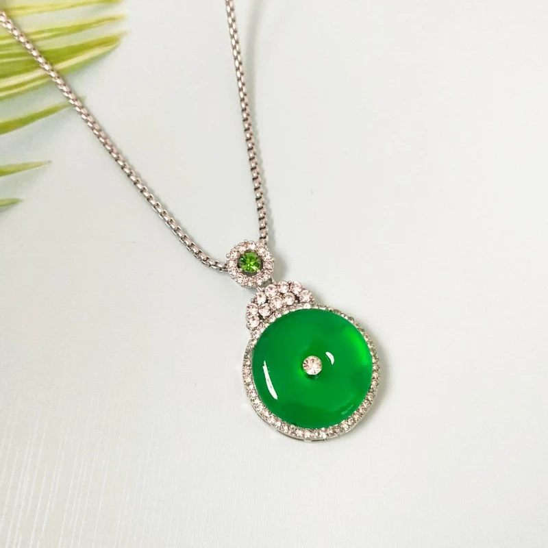 Green Gourd Safety Buckle Geometric Pendants Alloy Ethnic Style Auspicious Necklace Fashion Jewelry