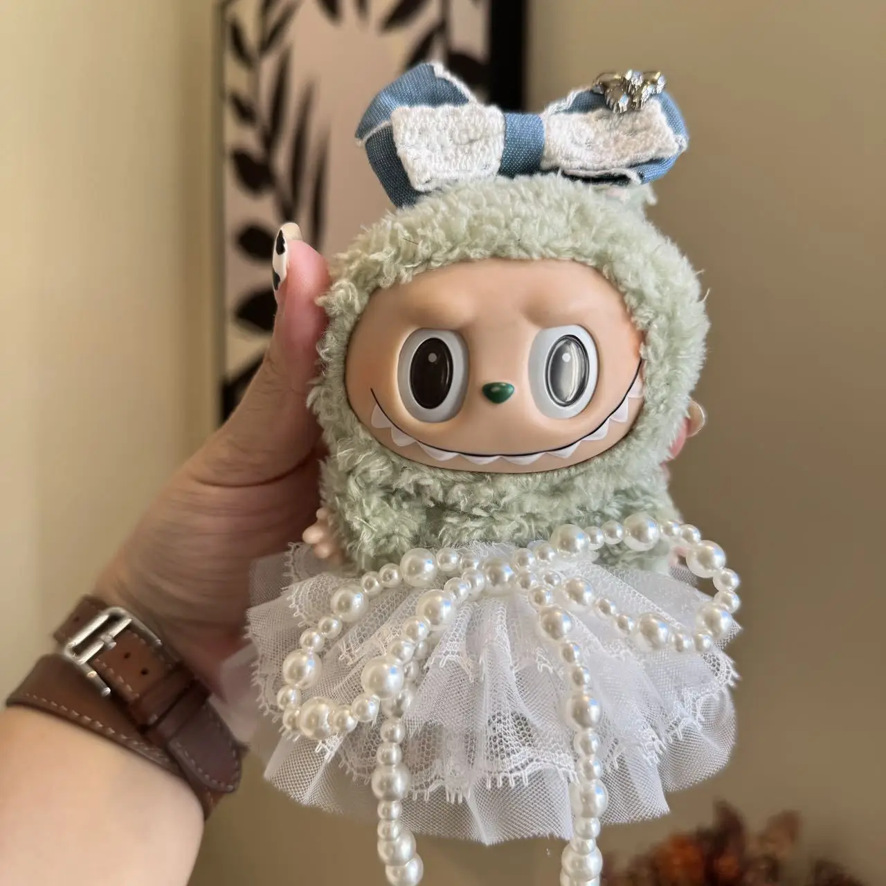 

Clothes For Labubu 15/17Cm Dolls Gen 1-3 Light Green Plush Shape Blue White Bow Pearl Tulle Skirt Apparel Hanging Accessories