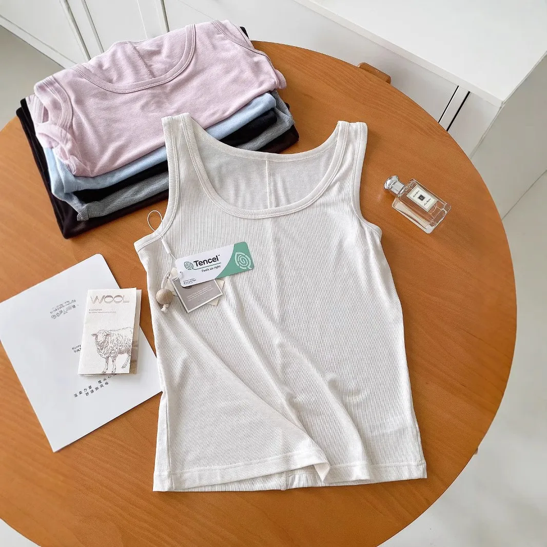 U Neck Camisole Top Slim Fit Casual with High Stretch Japanese Korean Casual Tank Top Regular Length Removable Straps for Women