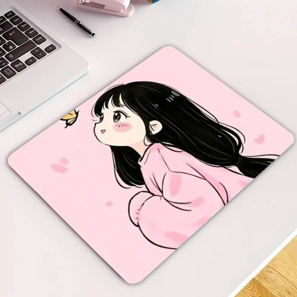 Sweet Pink  Girl Mouse Pad Soft Aesthetic Non-Slip Rubber Desk Mat Gift for Young Ladies Students mouse pad