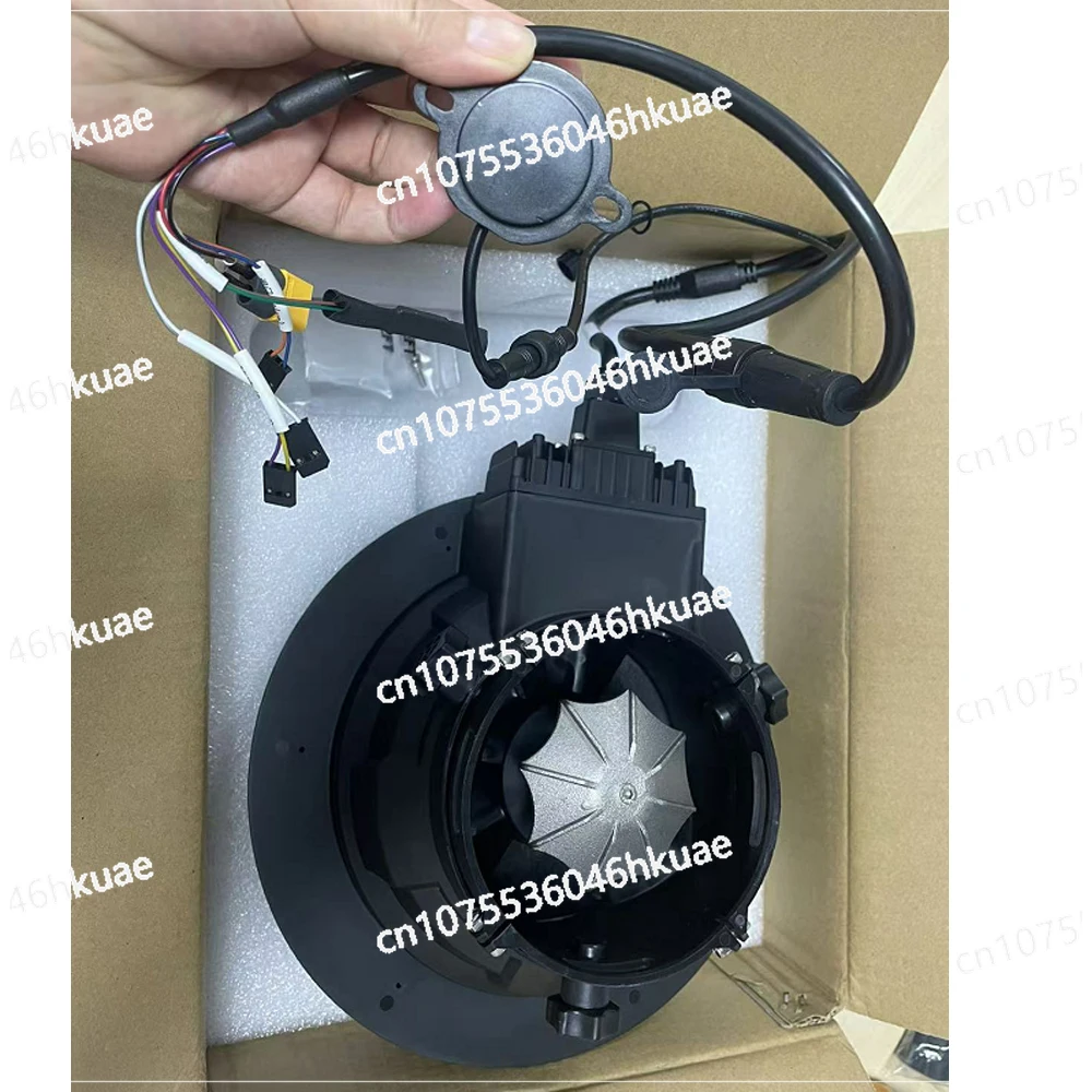 Inhibiting Clogging, Suitable for Agricultural Fertilization 2.4 Block Fertilizer Spreader, Efficient and Uniform Mixing,
