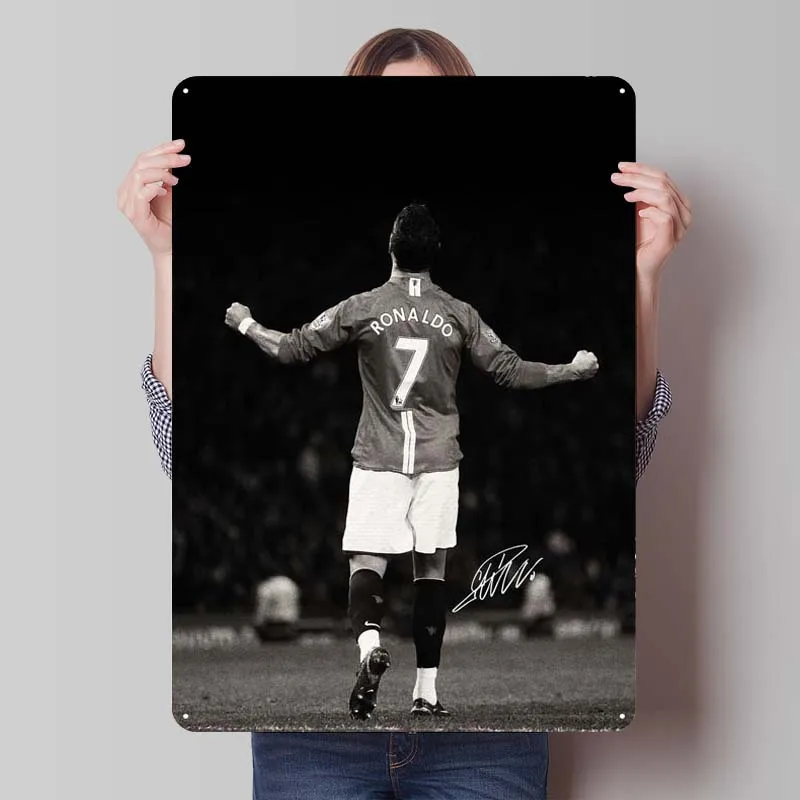 Ronaldo Tinplate Sign Sports Poster Decoration for Home Decor Metal Sign Plaque for Wall Art Decoration Coffee Corner Retro Room