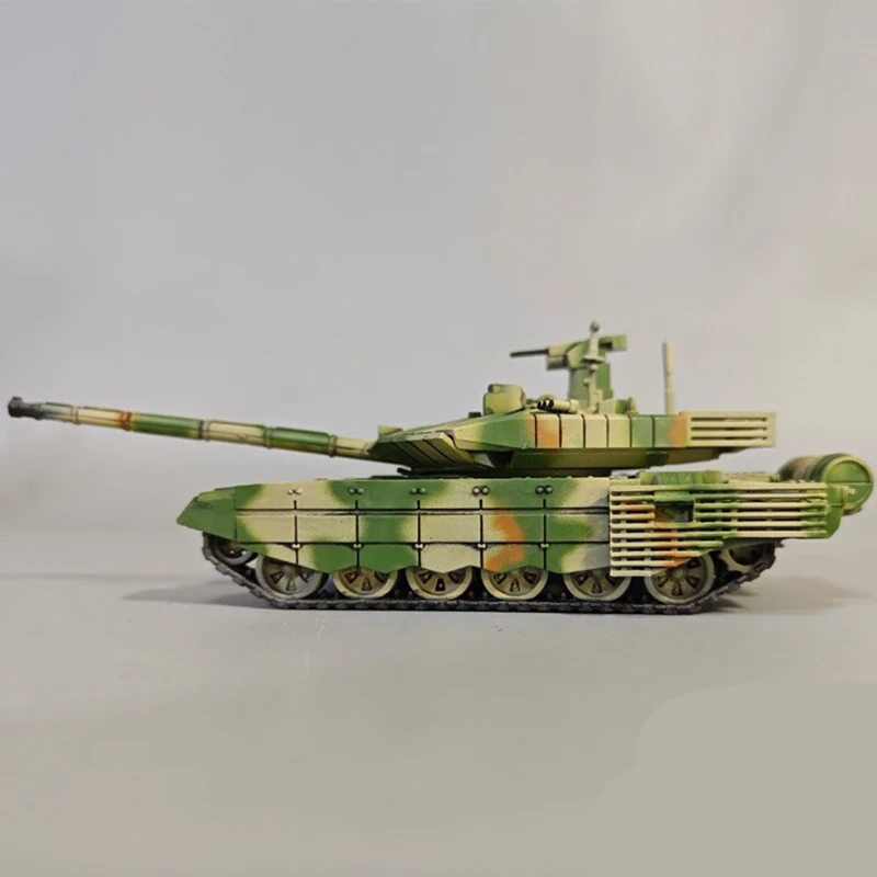 

Модель мужской пластиковой майки в масштабе 1: 72