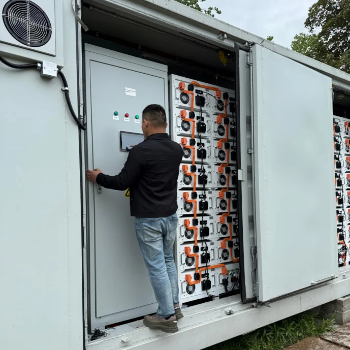 Costo de almacenamiento de batería del panel solar BMU BMS EMS