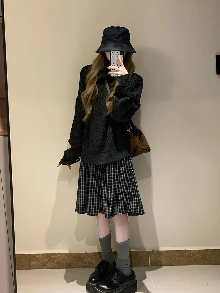

Ladies Winter Casual Sle Knitted Twisted Sweater Coat And Plaid Skirt Two-Piece Set Loose Fit Comfortable Ensemble