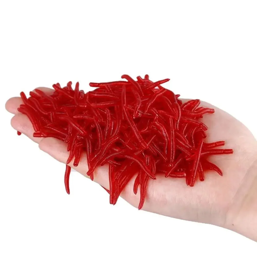 100 stücke/Flasche Realistische Tackle Weicher Köder Bass Brassen Blutwurm Angeln Locken Regenwurm Wurm Gummi Rote Würmer Köder Fischgeruch – Detail 2