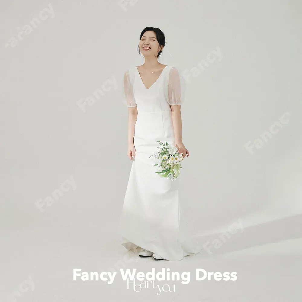 

Fancy V Neck Bride Dresses Floor Length Puffy Sleeves Sheath Satin Wedding Dress Photo-Shooting Tour Robe De Mariée Gown Bridal